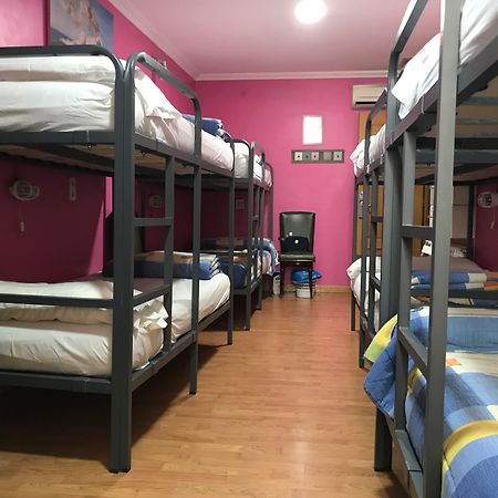 Rc Miguel Angel Hostel Μαδρίτη Εξωτερικό φωτογραφία Hostel in Madrid, Spain