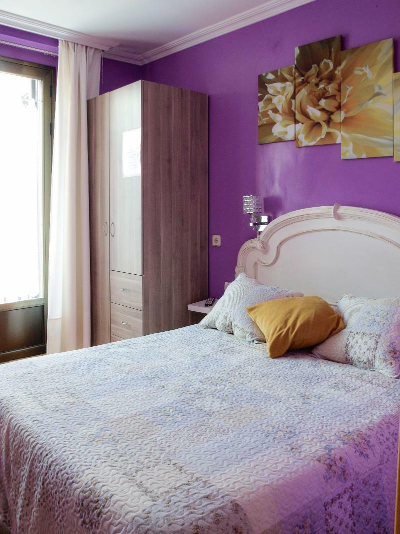 Rc Miguel Angel Hostel Μαδρίτη Εξωτερικό φωτογραφία A bedroom